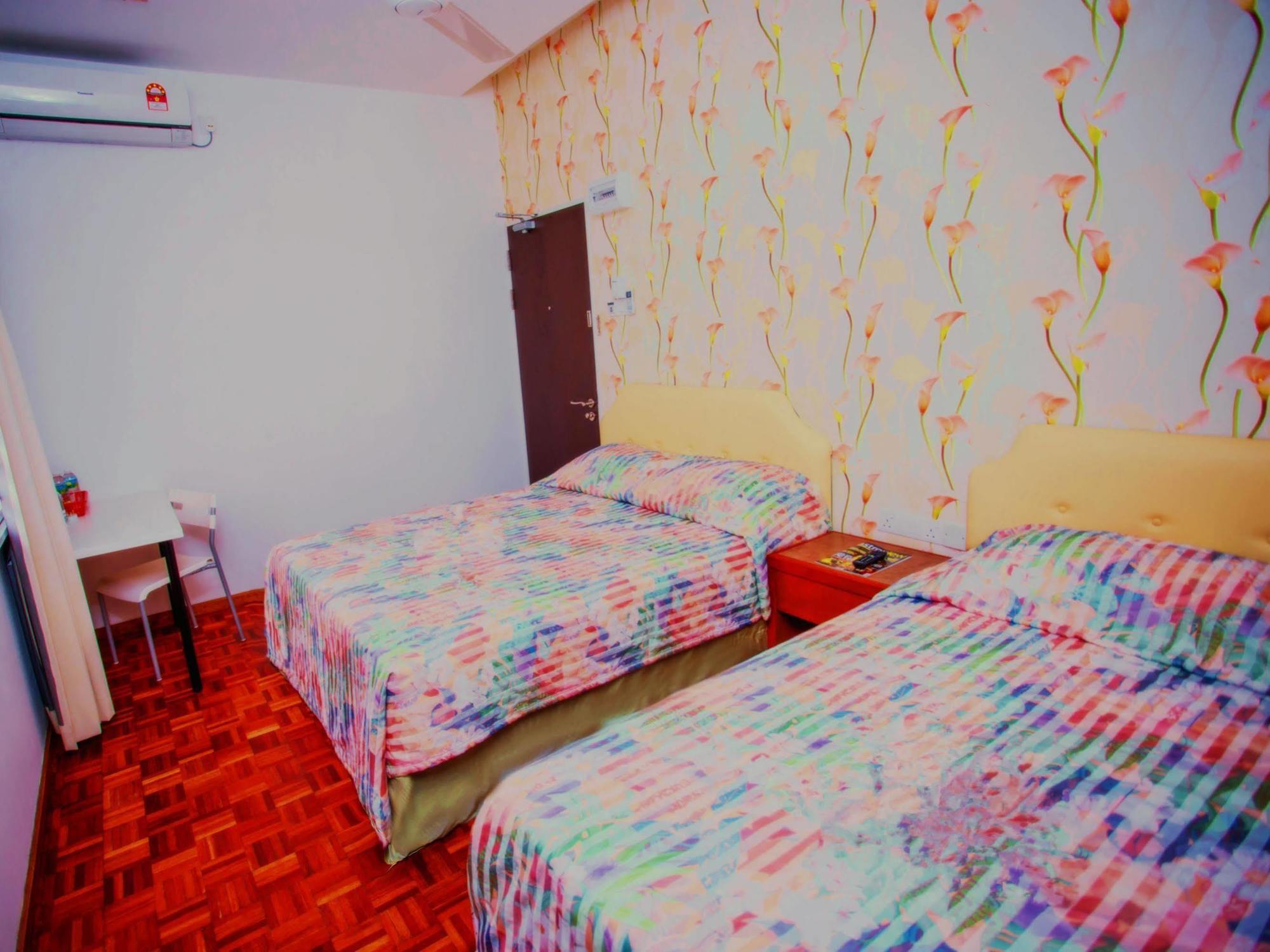 Kb50 Guesthouse クアンタン エクステリア 写真